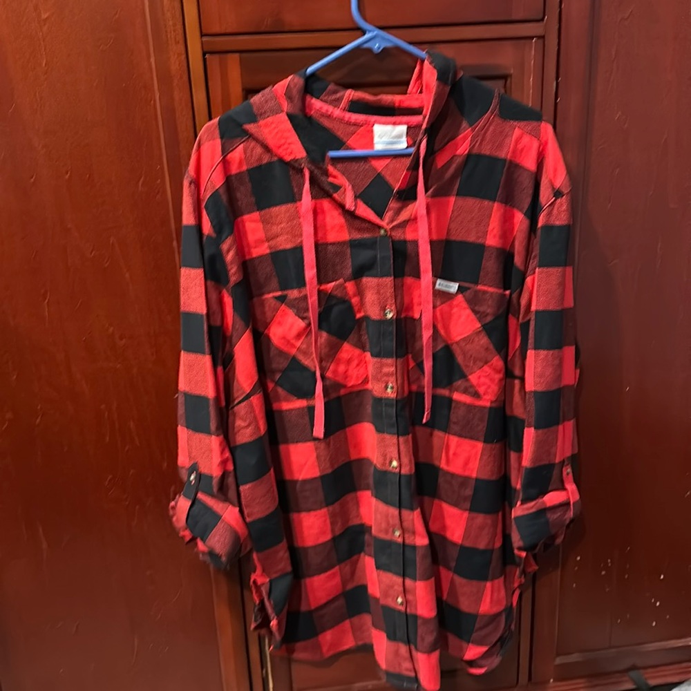 Columbia 2x women’s shirt